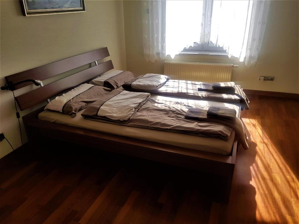 Apartament Przy Plazy ポビエロボ エクステリア 写真