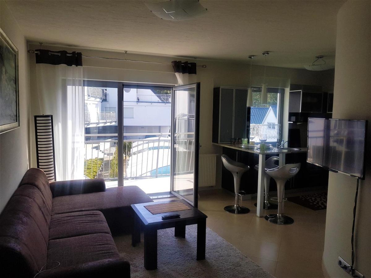 Apartament Przy Plazy ポビエロボ エクステリア 写真