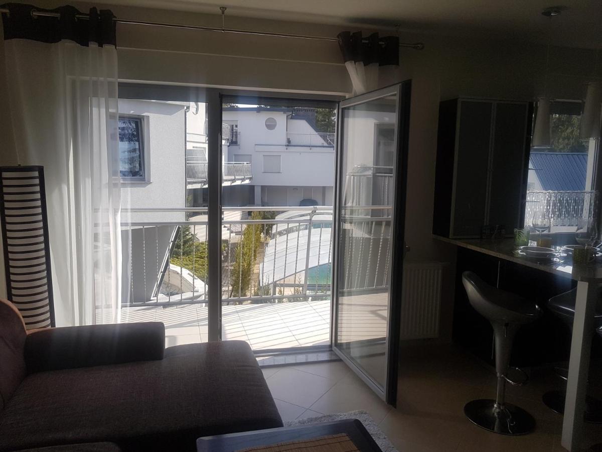 Apartament Przy Plazy ポビエロボ エクステリア 写真